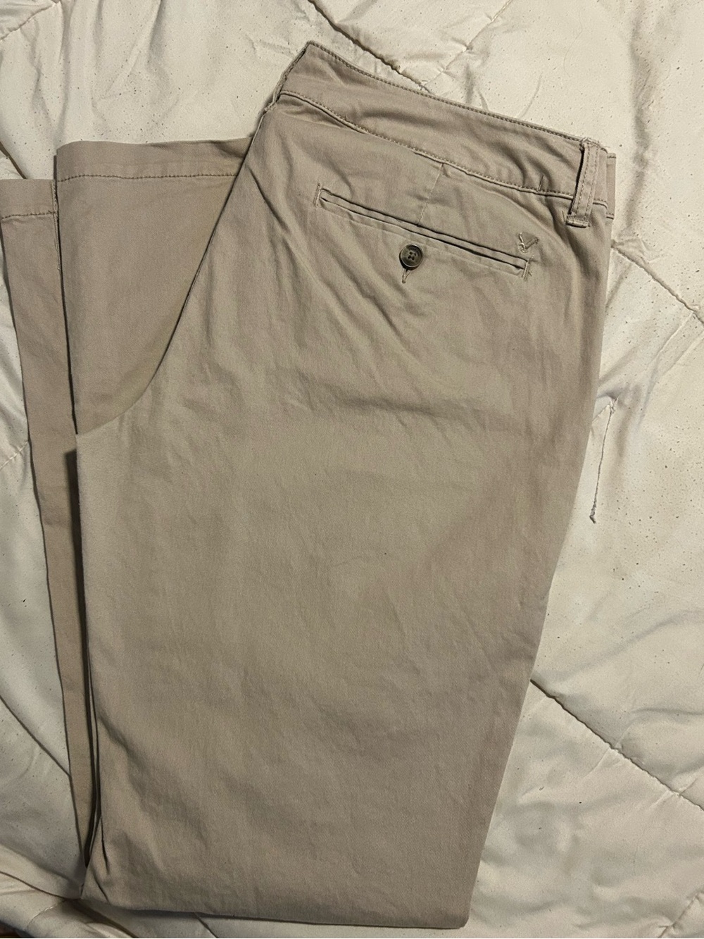 Women’s American Eagle  Boot cut Khakis- Beige